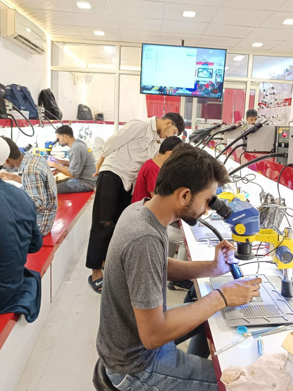 Expert Mobile Repairing Institute varanasi